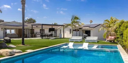 3170 Falcon Dr, Carlsbad
