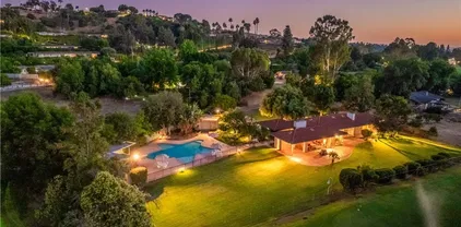 920 S Spring Meadow Dr, West Covina