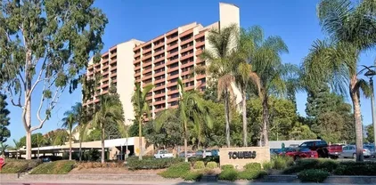 24055 Paseo Del Lago Unit 1302, Laguna Woods