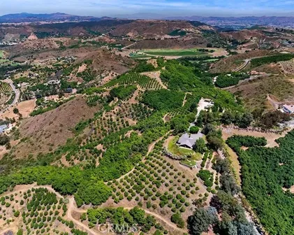 44665 La Cruz Dr, Temecula