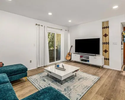 5366 Lake Murray Blvd, La Mesa