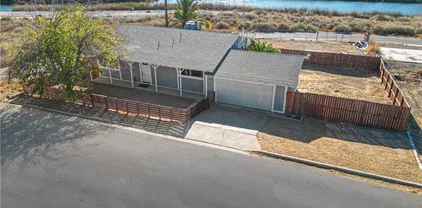 17501 Bromley Ave, Lake Elsinore