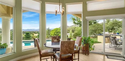 17520 Equestre Ct, Murrieta