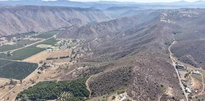 Bandy Canyon Rd, Escondido