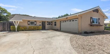 13811 Tobiasson Rd, Poway
