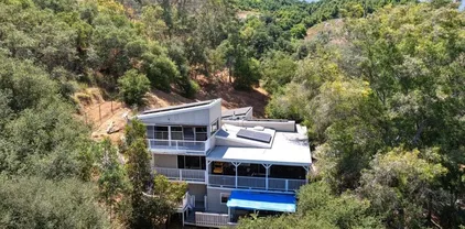 1529 Cloverdale Rd, Escondido