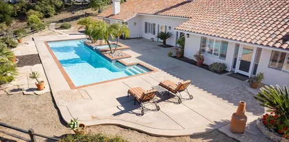 36591 Carney Rd, Valley Center