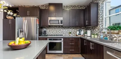 7799 Stylus Dr, Mission Valley