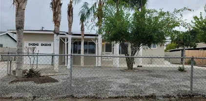 880 S State St, Hemet