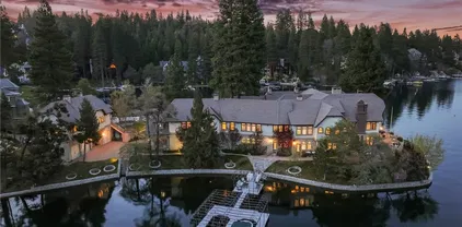 177 Shorewood Dr, Lake Arrowhead