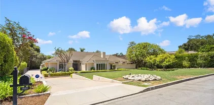 940 Singing Wood Dr, Arcadia