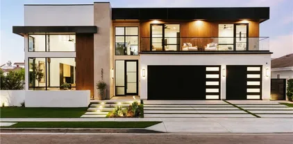 2321 Mesa Dr, Newport Beach