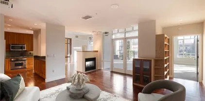 700 W Harbor Dr Unit 104, Downtown