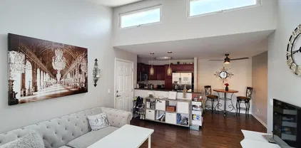 5252 Balboa Arms Dr Unit 222, Clairemont/Bay Park