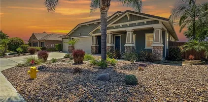 2025 James Gaynor St, Fallbrook
