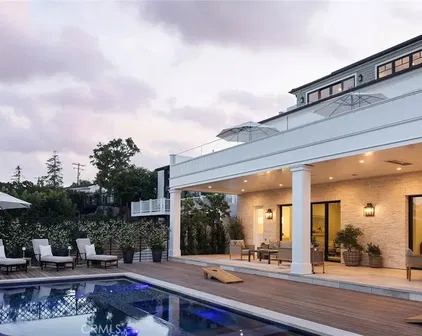 702 Saint James Pl, Newport Beach