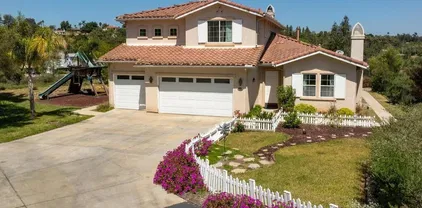 190 Mission Oaks Rd, Fallbrook