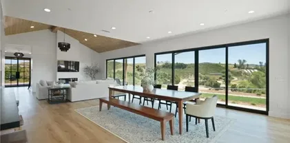 38721 Calle De Toros, Temecula