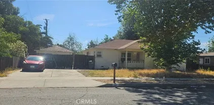 140 S Thompson St, Hemet