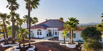 39140 Gray Squirrel Rd, Temecula