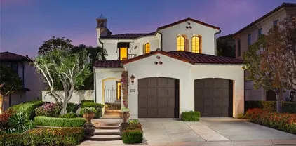 3 Atlantis Cv, Newport Coast