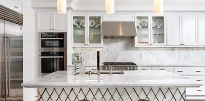 7127 Fay Ave, La Jolla