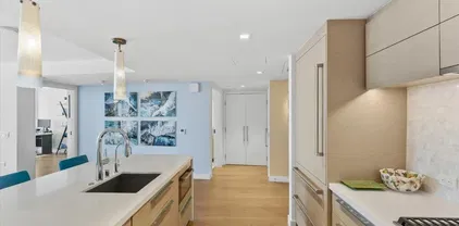 888 W E St Unit 307, Downtown