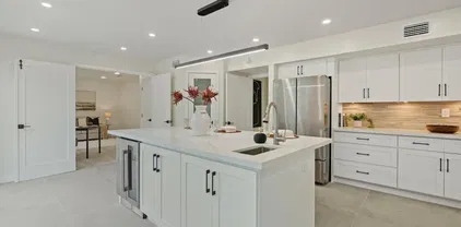 8206 Caminito Lacayo, La Jolla