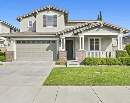 32066 Red Mountain Way, Temecula