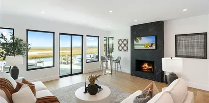 237 Canal St, Newport Beach