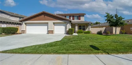 23810 Cheyenne Canyon Dr, Menifee