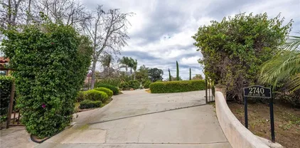 2740 Los Alisos Dr, Fallbrook