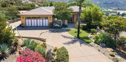 284 Ramona Real, Ramona