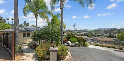 219 Lyon Cir, Vista