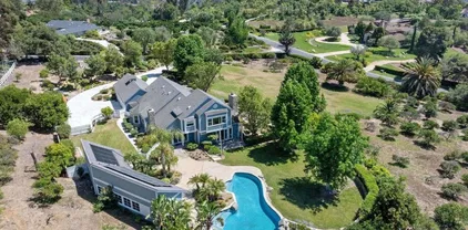 18 Gateview Dr, Fallbrook