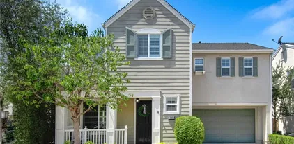 307 Canoe Pond, Costa Mesa