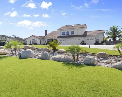 15458 Harrow Ln, Poway