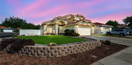 40027 Daphne Dr, Murrieta
