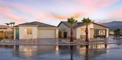73783 Julie Ln, Palm Desert