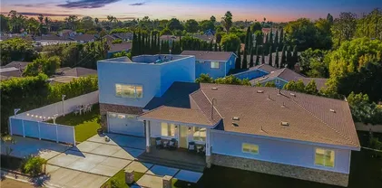 333 Mesa Dr, Costa Mesa
