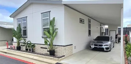 21851 Newland Unit 44, Huntington Beach
