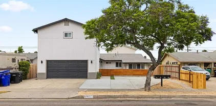 4951 Genesee Ave, Clairemont/Bay Park