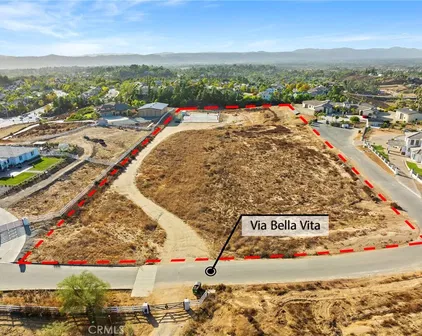 Via Bella Vita, Temecula
