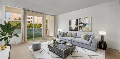 2510 Torrey Pnes Unit 212, La Jolla