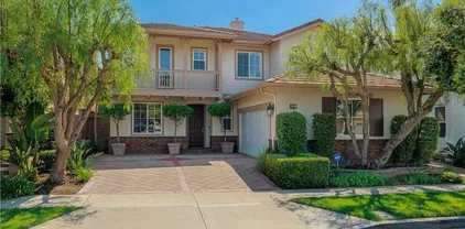 22 Modesto, Irvine