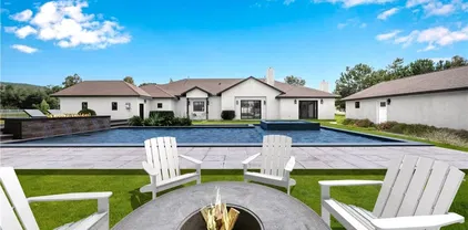 17370 Rodeo Rd, Lake Elsinore