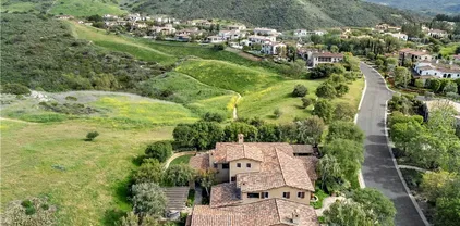 97 Canyon Crk, Irvine