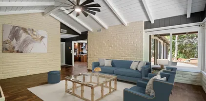 4201 Avenida Gregory, Spring Valley
