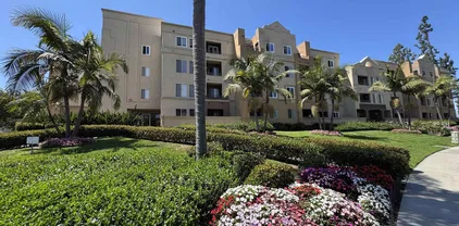 8889 Caminito Plaza Centro Unit 7401, University City/UTC