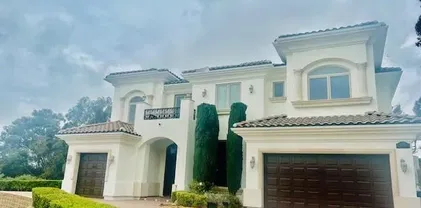 3745 Vista Pointe, Bonita